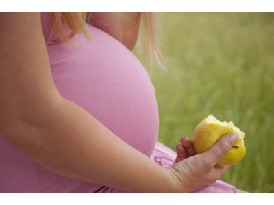 Кои са хранителните вещества, от които се нуждаете по време на бременност