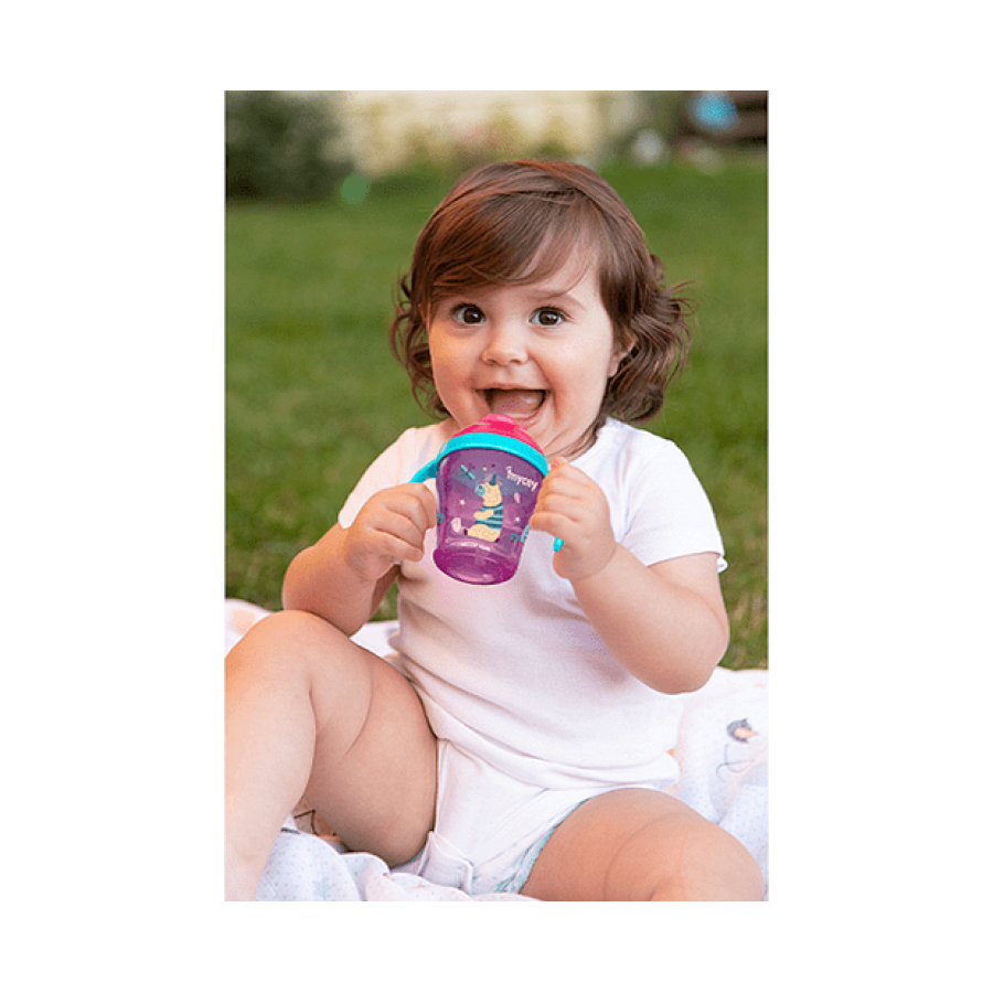 Неразливна чаша със сламка Неразливна чаша със сламка