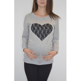 Спортна блуза за бременни в сиво с дантелено сърце