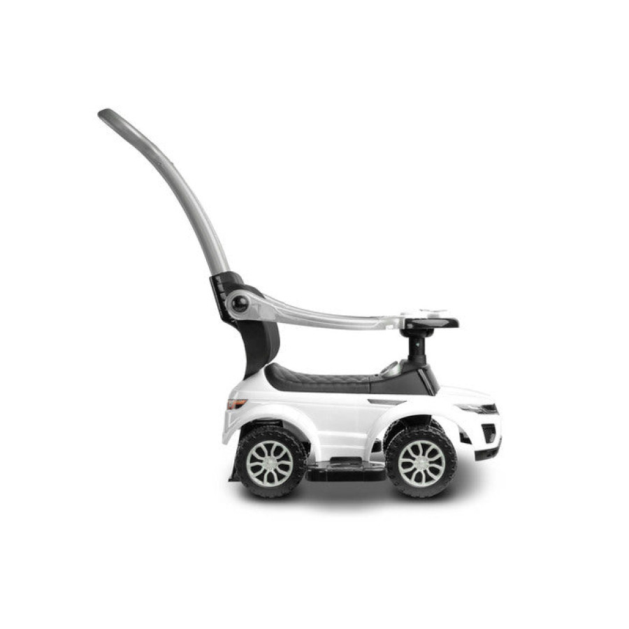 Спортна кола Бяла