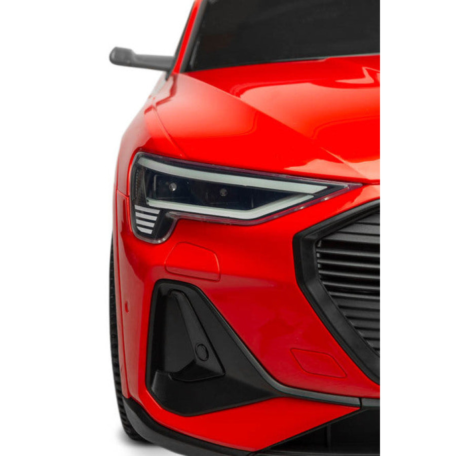 Акумулаторен автомобил Audi Etron Spоrtback Red