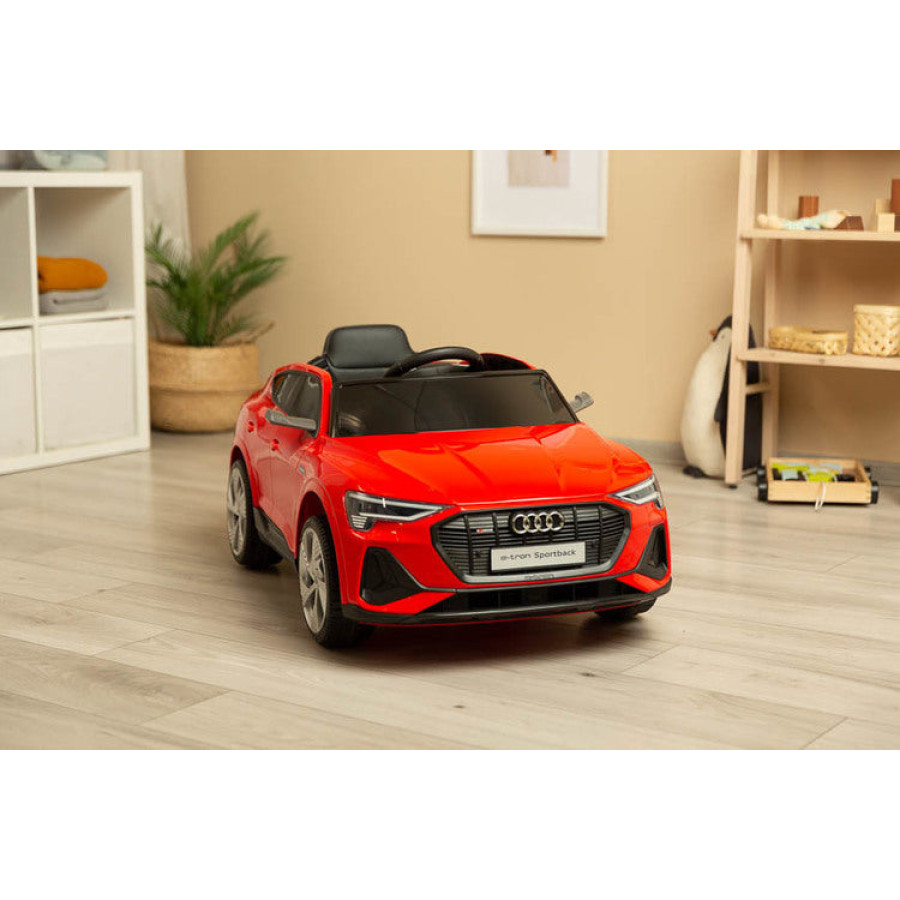 Акумулаторен автомобил Audi Etron Spоrtback Red