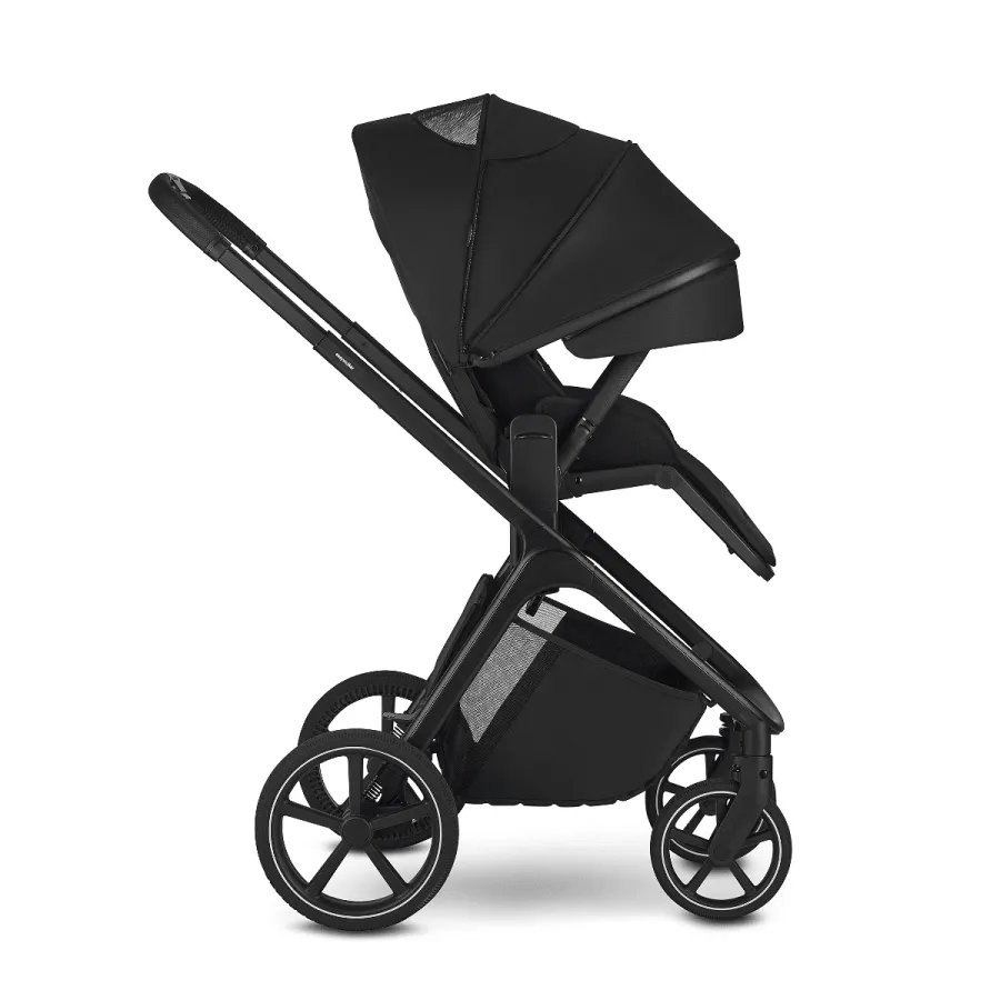 Детска количка Easywalker Zoey 2в1 Pure Black плюс зимен чувал