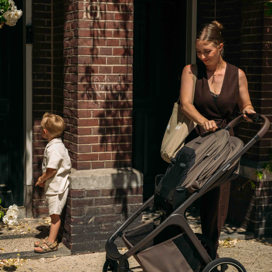 Детска количка Easywalker Zoey Go 2 в 1