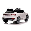 Акумулаторен джип Audi SQ8 бял