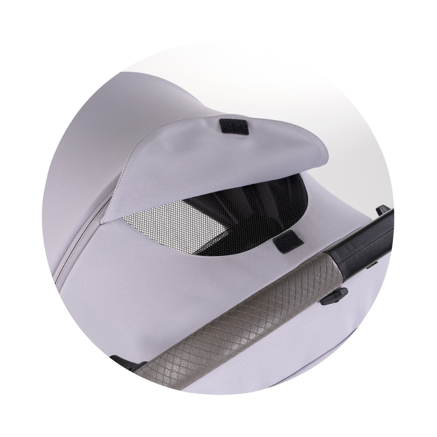 Детска количка с въртяща дръжка Омния платина