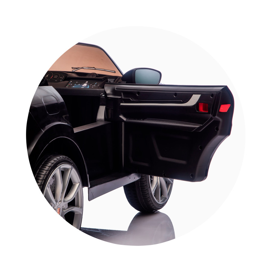 Акумулаторен джип Porsche Cayenne черен