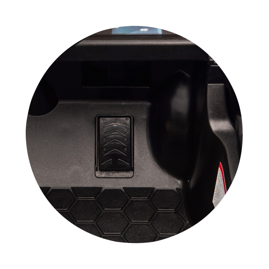 Акумулаторен джип Porsche Cayenne черен