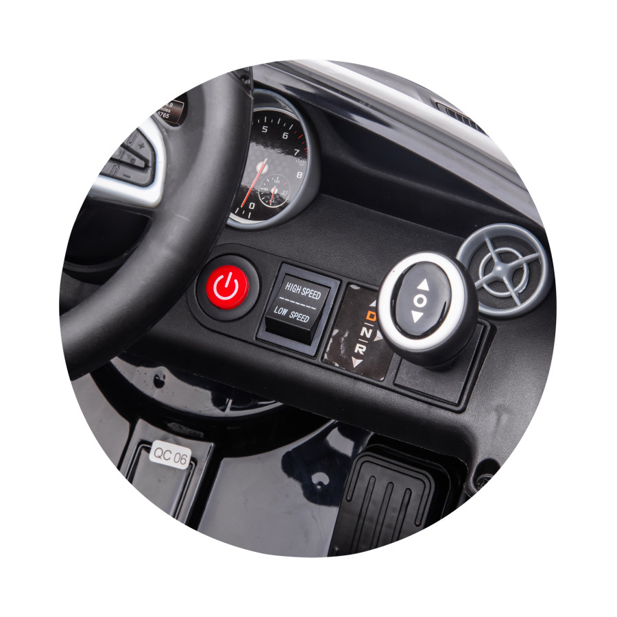 Електрическа кола Mercedes Benz SLC300 черна