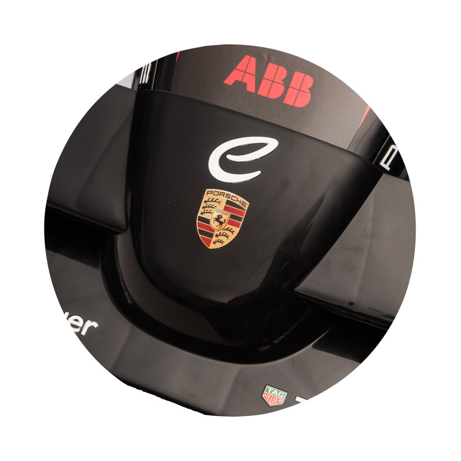 Електрическа кола Formula E Porsche червена