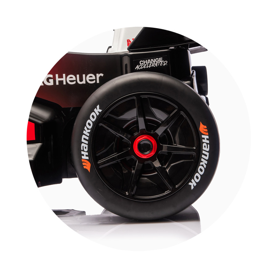 Електрическа кола Formula E Porsche червена