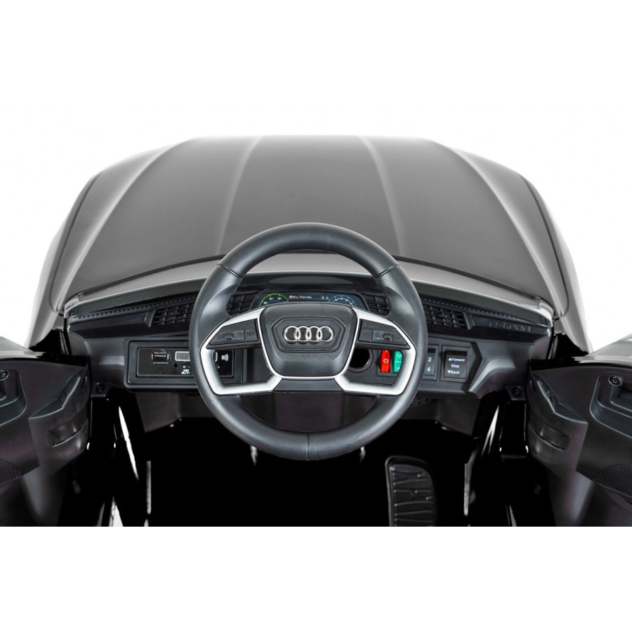 Акумулаторен джип Audi Sportback черен металик
