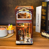 Сглобяем модел Book Nook Café