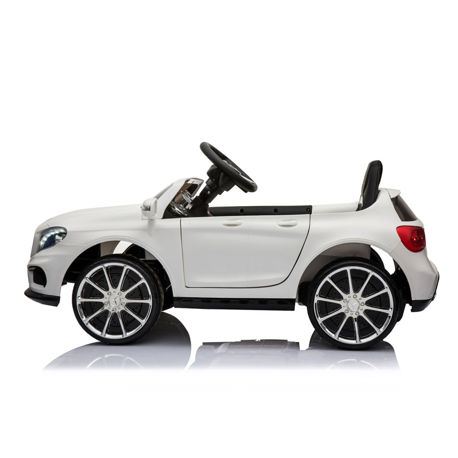 Акумулаторна кола Mercedes Benz GLA45 бяла EVA гуми