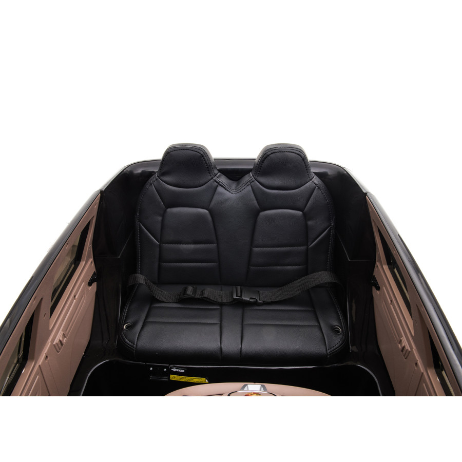 Акумулаторна кола licensed Porsche Cayenne S