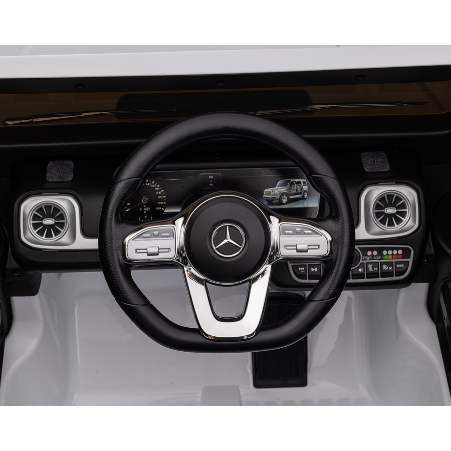 Акумулаторна кола Licensed Mercedes Benz G500 White